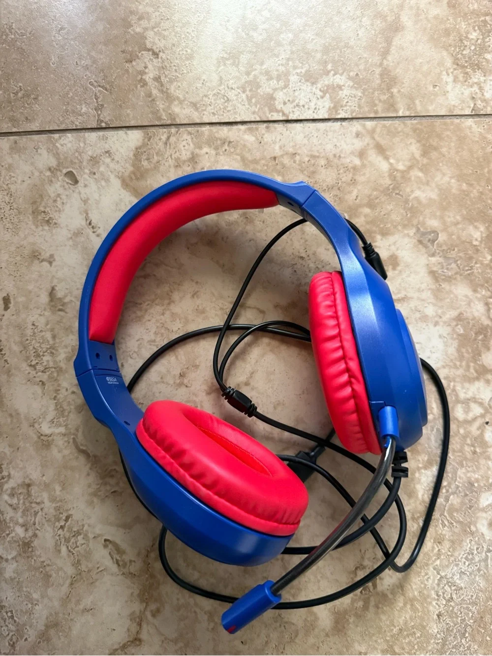 Sonic The Hedgehog Blue Over-Ear Wired Headphones